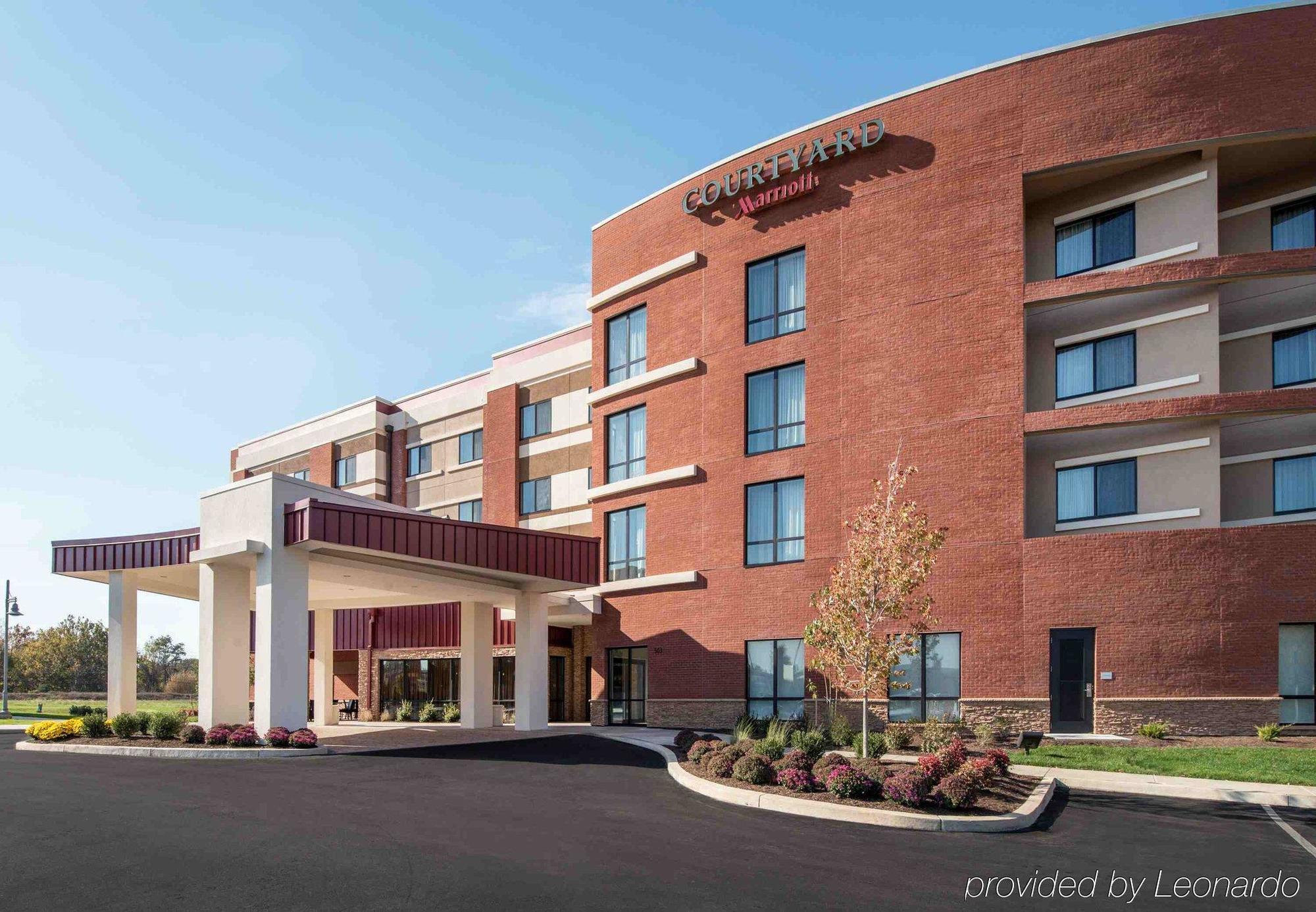 Courtyard By Marriott Shippensburg Hotel Exterior photo